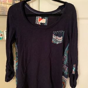 Pocket Long Sleeve with Pattern Back